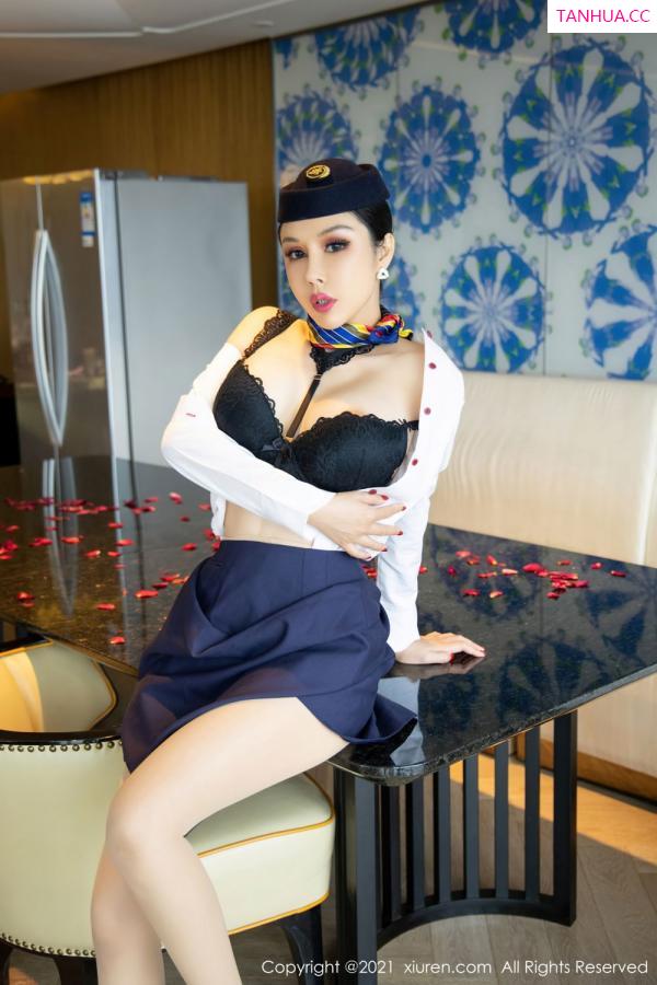 田冰冰  [XiuRen]高清写真图 2021.10.12 No.4050 田冰冰第45张图片